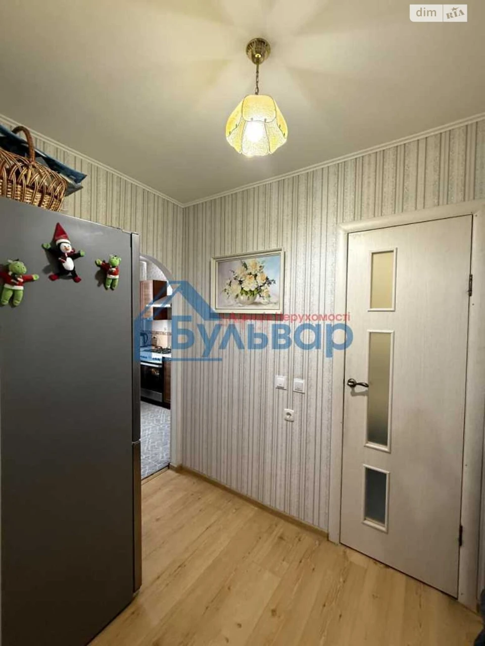 Продаж Квартира Правий Поділ