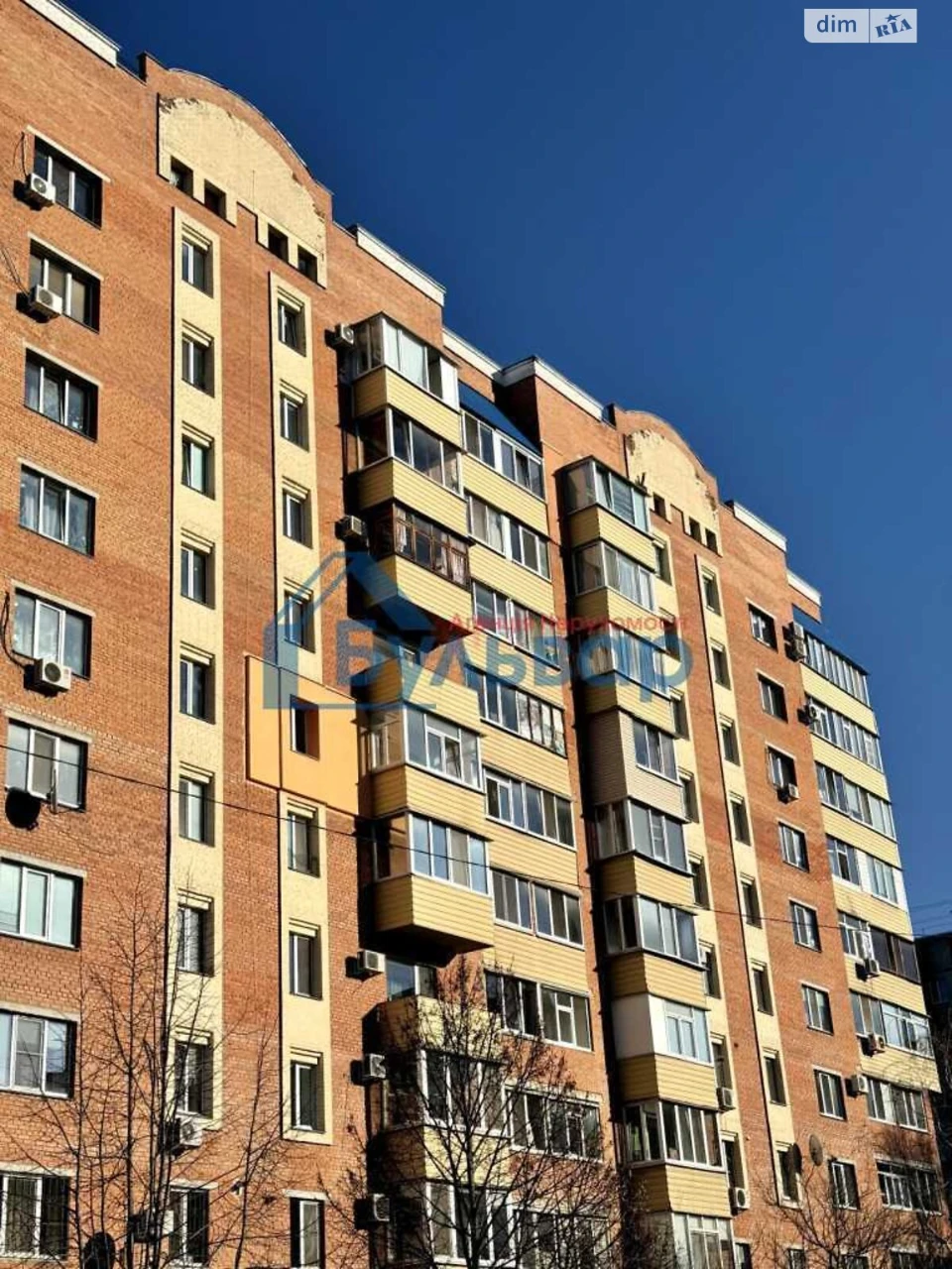 Продаж Квартира Правий Поділ