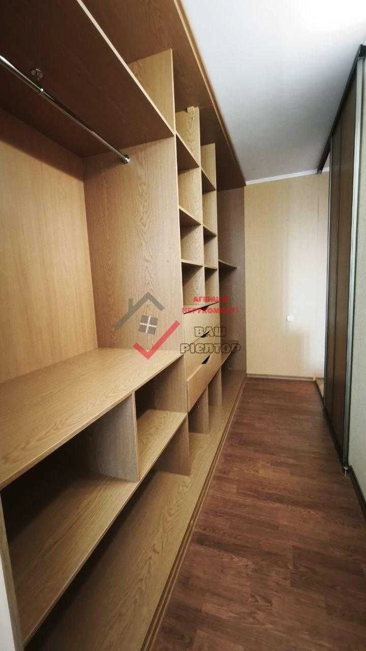Продам 3-х кімнатну квартиру покращеного планування Інститут