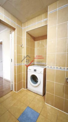 Продам 3-х кімнатну квартиру покращеного планування Інститут