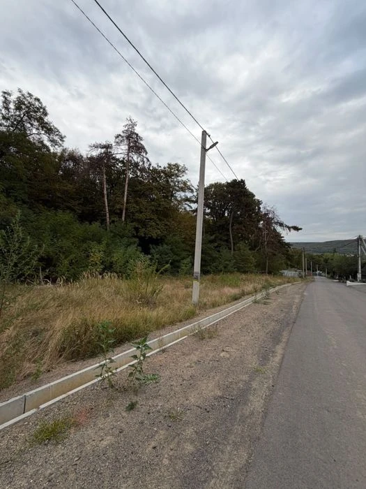 Продаж земельної ділянки під будівництво
