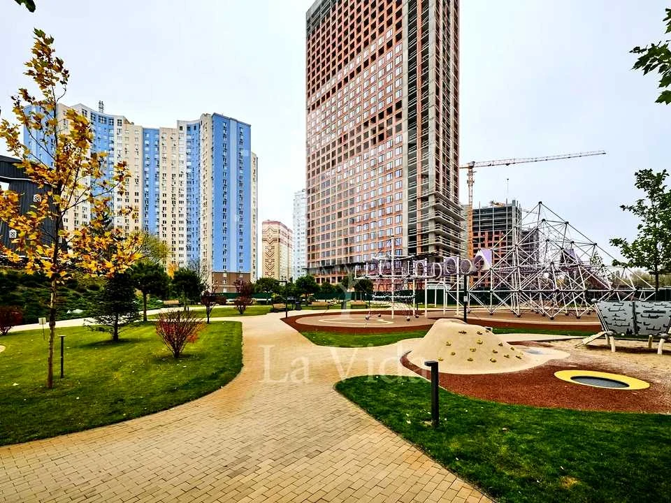 Квартира. Киев, Академика Заболотного ул., (Дом 3)
