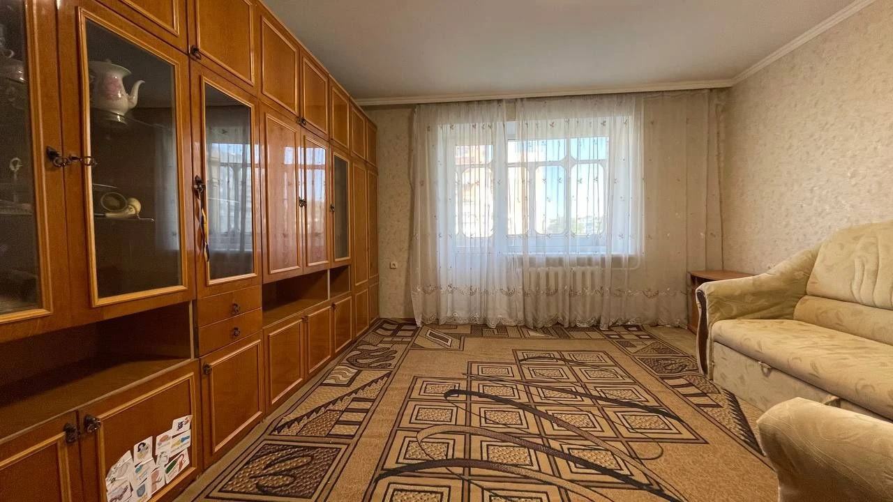 Продам 3к квартиру.Район Гречани