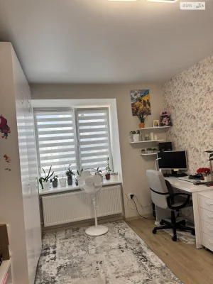 Продаж Квартира Озерна
