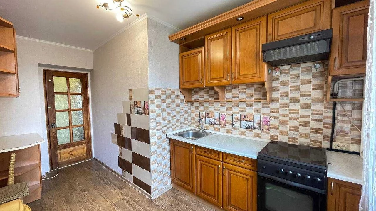 Продам! 3к, Гречани, вул. Гонгадзе !