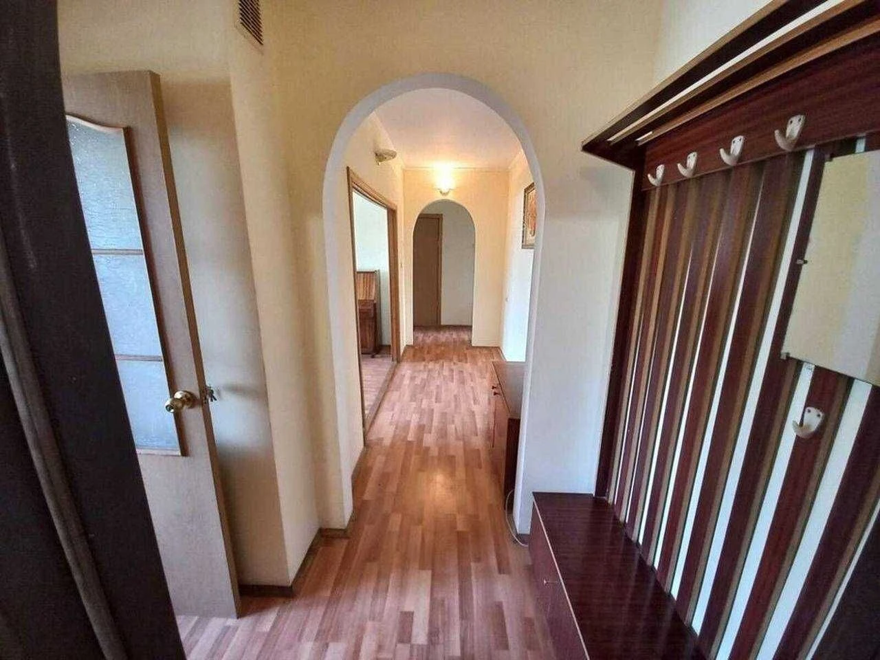 Продам !3к, Виставка, (вул,Степана Бандери)