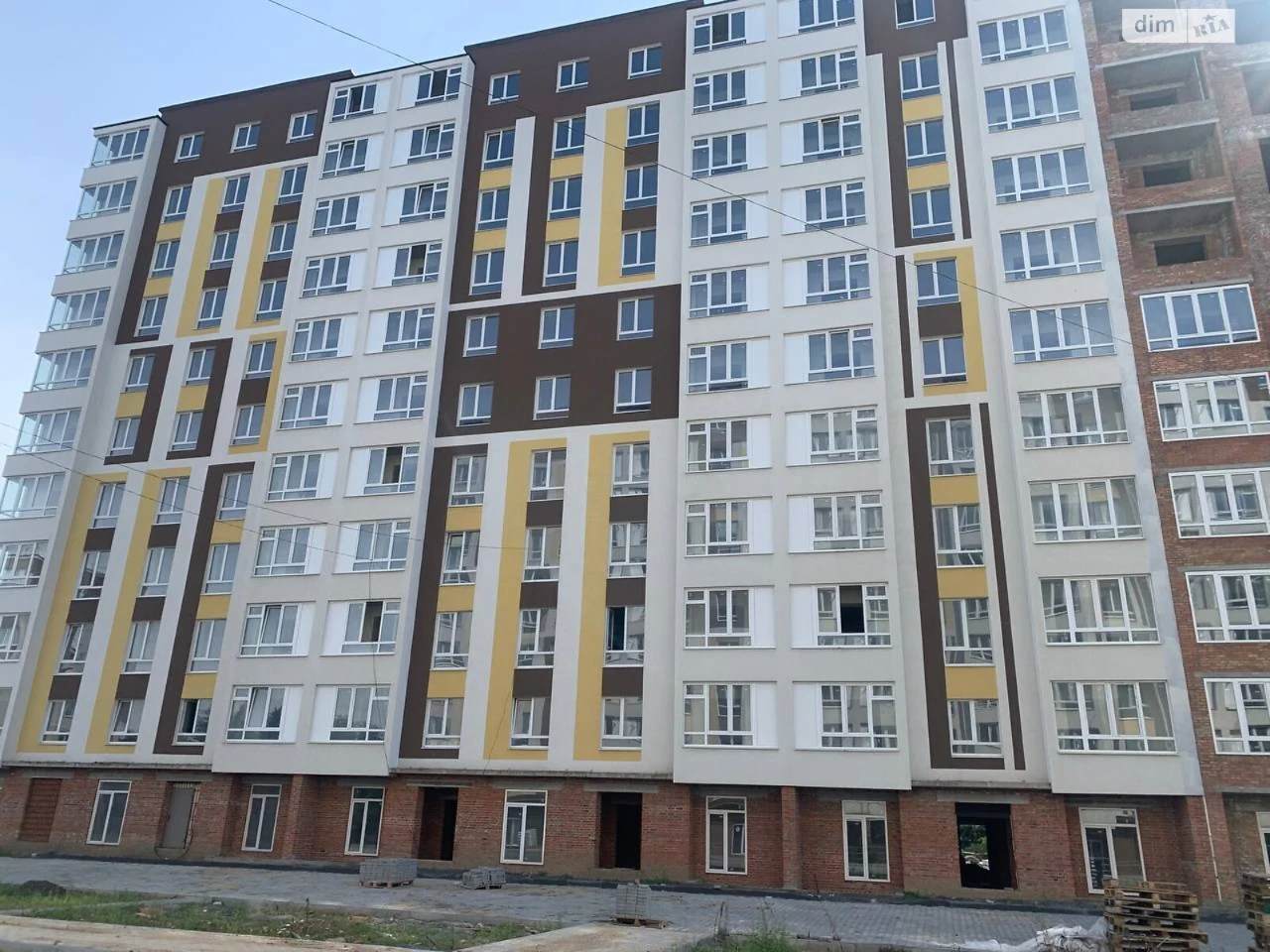 Продаж Квартира Виставка