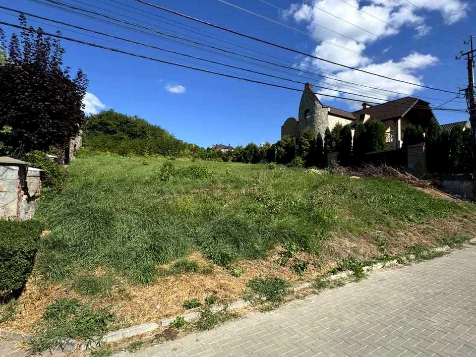 Ділянка. Хмельницький, Селекційна вул.