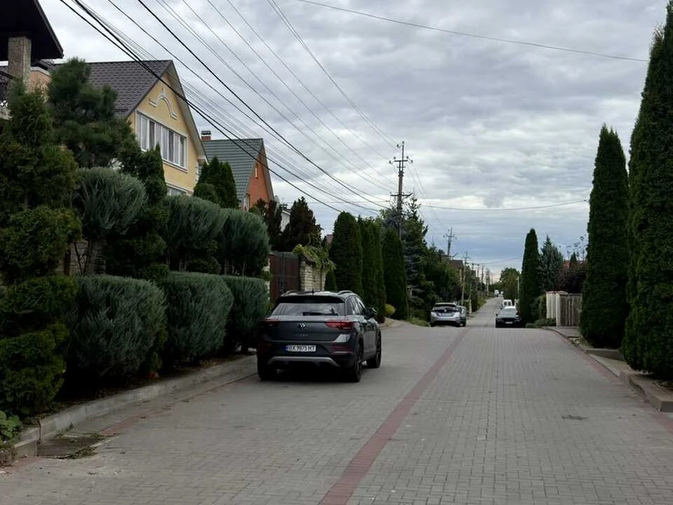 Ділянка. Хмельницький, Селекційна вул.