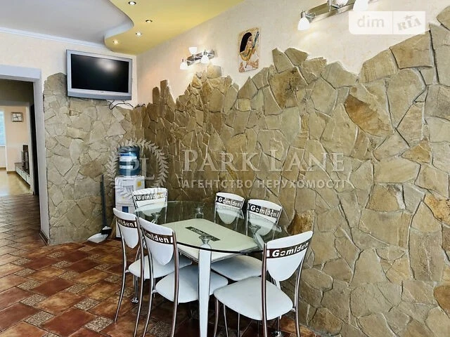 Sale of 3-room apartment 109.9 sq. m. on Olesya Honchara St. 62 • ID