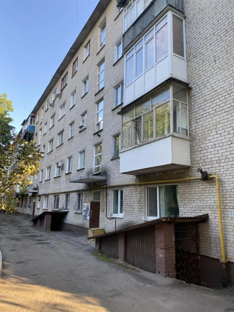 Продаж 3 кімнатноі квартири/ Шевченка