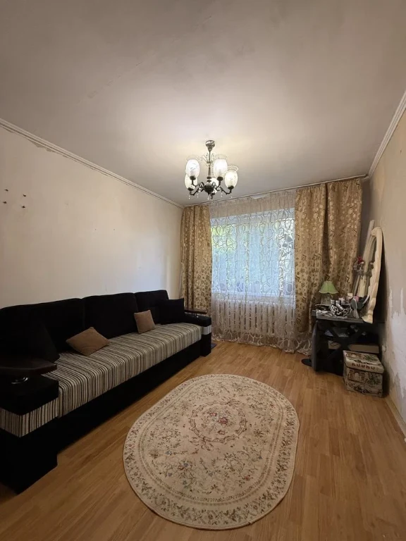 Продаж 2х квартири поліпшеного планування.