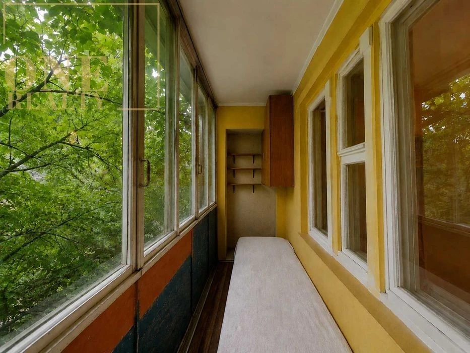 Продаж 4к квартири 95,5 кв. м Троєщина, ТРЦ РайON, Зручна ло