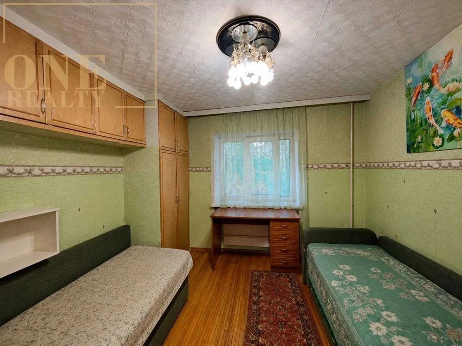 Продаж 4к квартири 95,5 кв. м Троєщина, ТРЦ РайON, Зручна ло