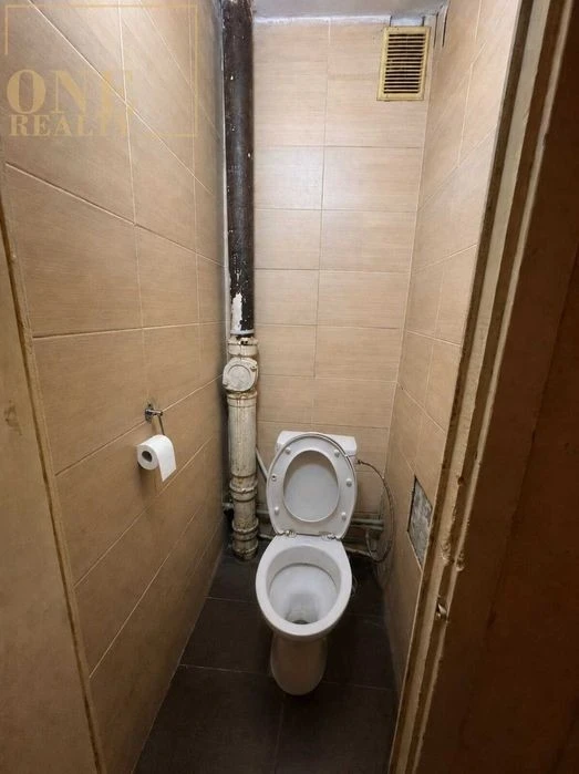 Продаж 4к квартири 95,5 кв. м Троєщина, ТРЦ РайON, Зручна ло