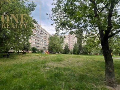 Продаж 4к квартири 95,5 кв. м Троєщина, ТРЦ РайON, Зручна ло
