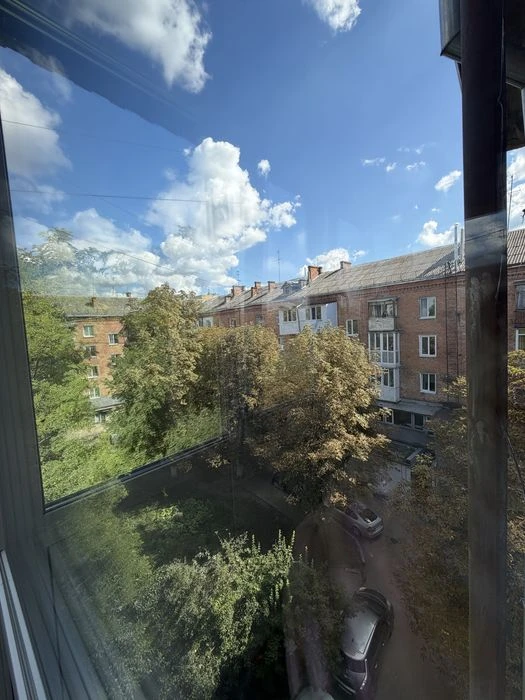 Продаж 2х кімнатної квартири в самому центрі міста біля кіно