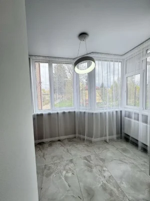 Продаж квартири з ремонтом і автономним опаленням