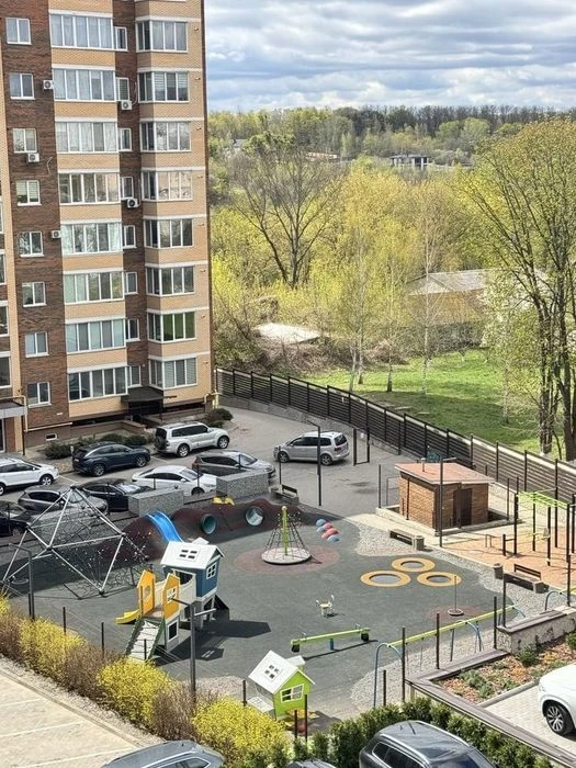 Продаж квартири з ремонтом і автономним опаленням