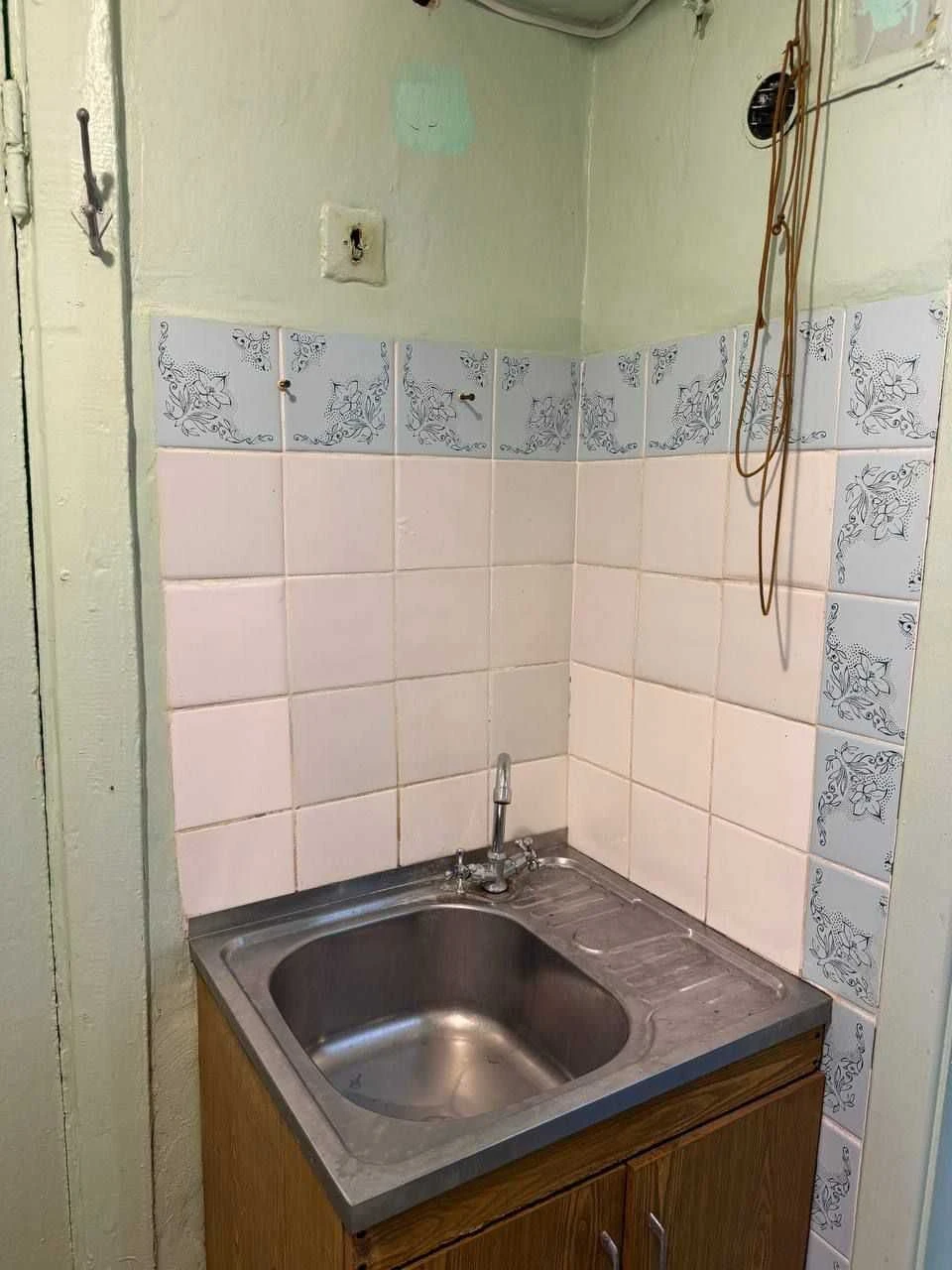 Продам квартиру-гостинку в хорошому районі Рівного!