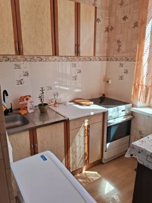 Алексеевка, Продам 1ком.кв 3/9 пр. Победы 54
