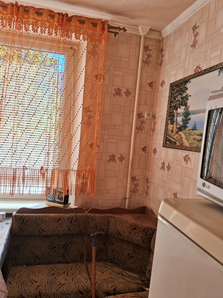 Алексеевка, Продам 1ком.кв 3/9 пр. Победы 54