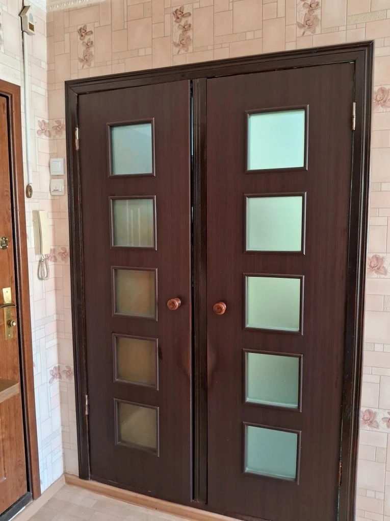 Алексеевка, Продам 1ком.кв 3/9 пр. Победы 54