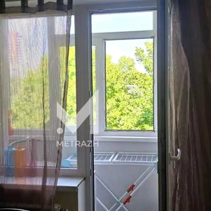 93441 Продам гарну,теплу 2кімнатну квартиру поряд метро Олек