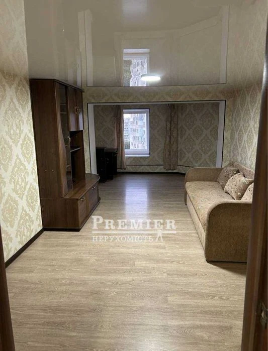 3-комнатная квартира 93 кв.м с ремонтом и мебелью на Высоцк