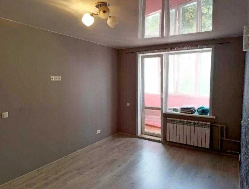 Продам квартиру 1 ком. метро Спортивная