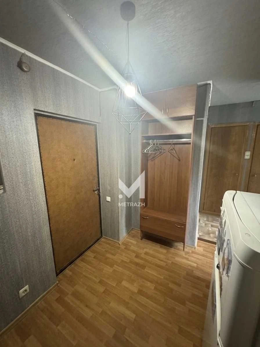 87454 Продається 2-кімнатна квартира метро  23 серпня в 5 хв