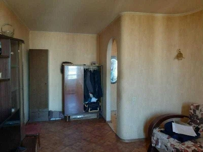 248А Салтовское Шоссе 3/9 продам 1к.кв.