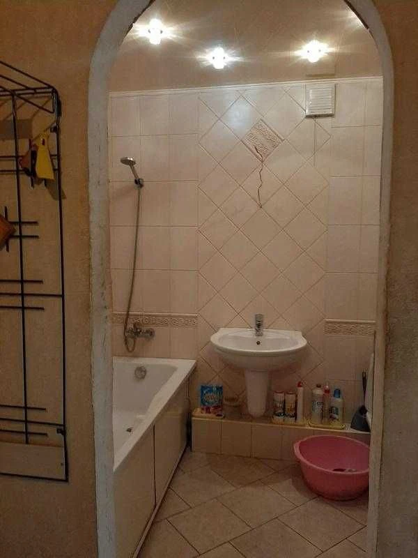 248А Салтовское Шоссе 3/9 продам 1к.кв.