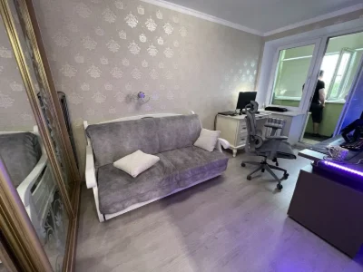 Продам 2к кв/центр/Никольская