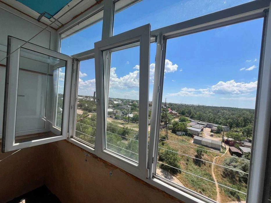 Продам затишну 1 к/к  у мальовничому місці