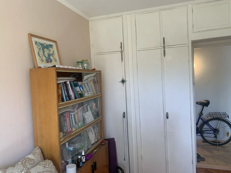 Продаж 3 кімнатної квартири Район ЮТ3 Театральна біля парку