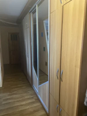 Продам 3 кім квартру в цеглчному будинку  на вул Холодноярсь
