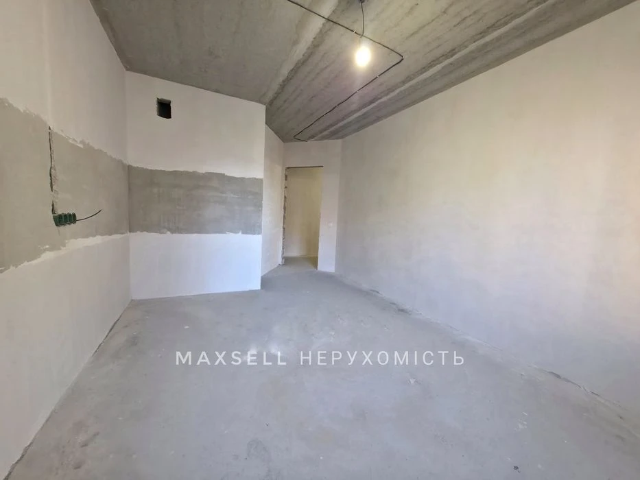 Продам 2(3) кімнатну квартиру в новобудові на Лушпи