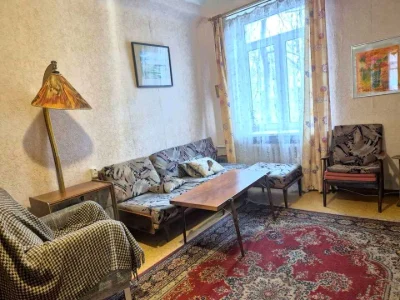 Apartment. Dnipro, Lazaryana St.