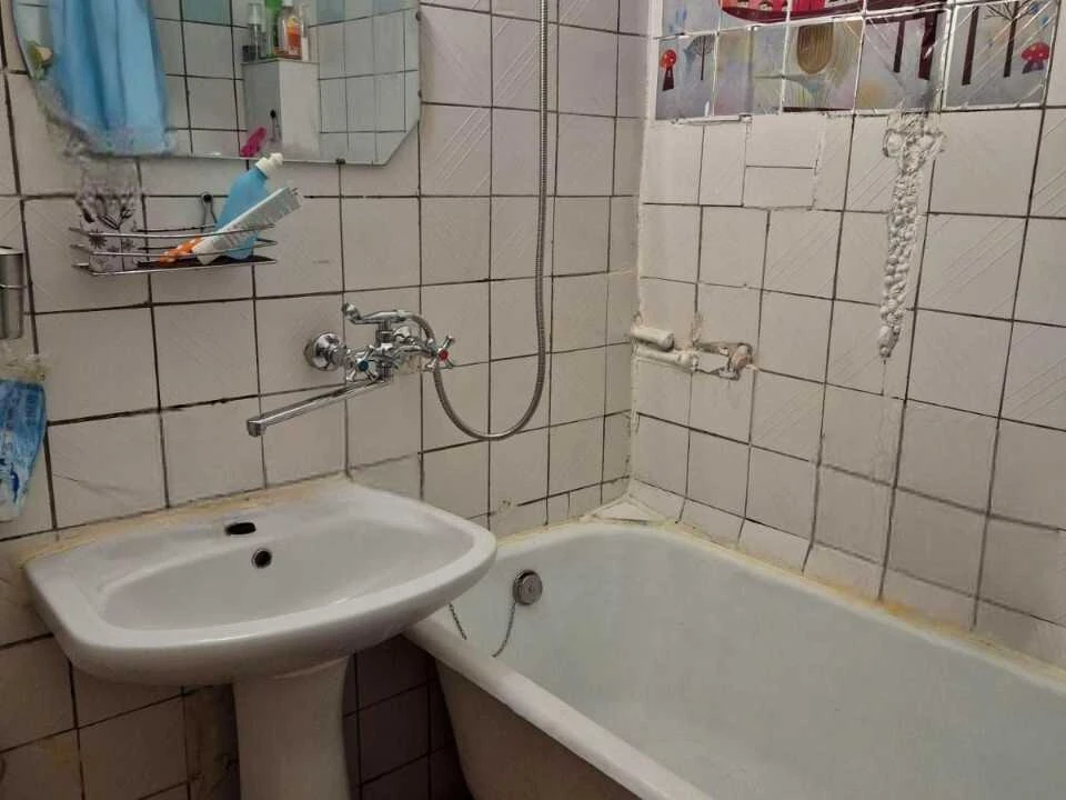 Apartment. Dnipro, Lazaryana St.