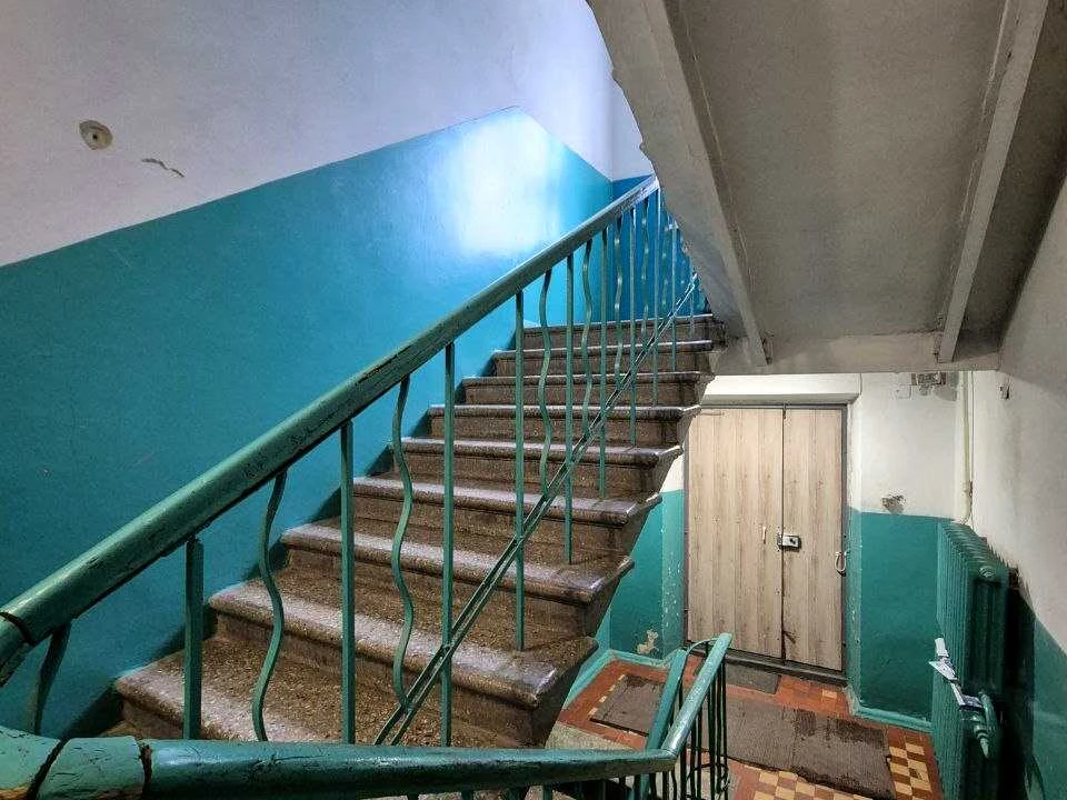 Apartment. Dnipro, Lazaryana St.