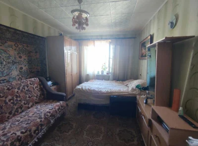 Продаж двокімнатної квартири на площі Перемоги