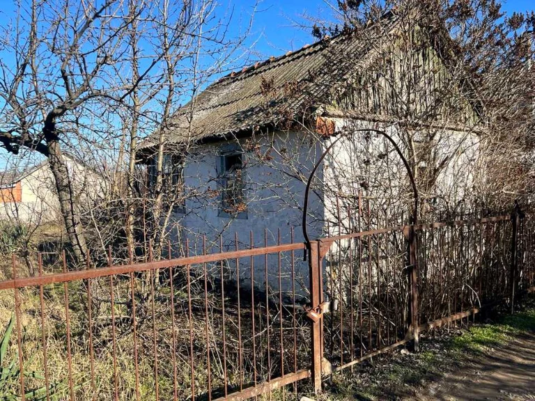 Ділянка. Миколаїв, Безіменна вул.