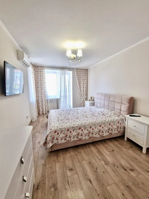 ПРОДАЖ 3 кім квартири, вул. Карпенка