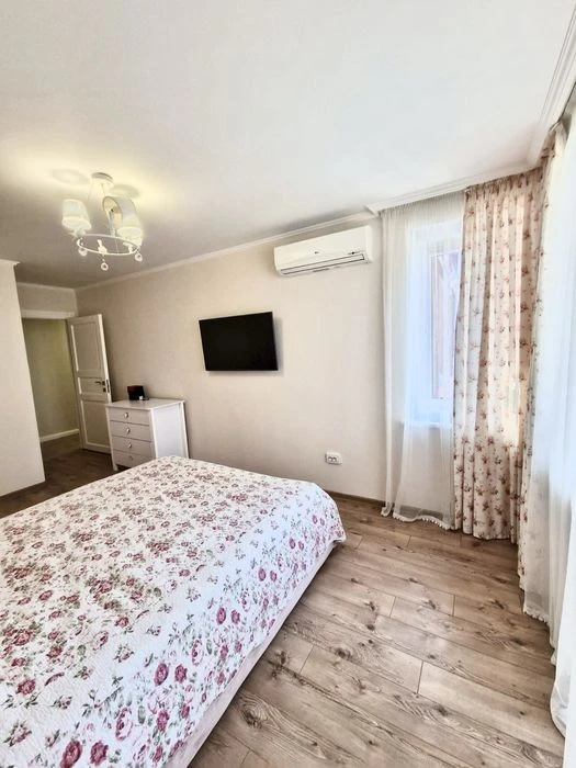 ПРОДАЖ 3 кім квартири, вул. Карпенка