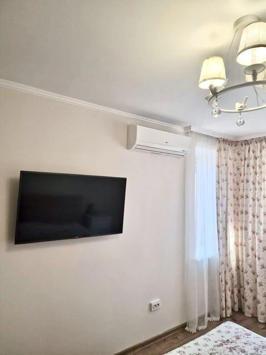 ПРОДАЖ 3 кім квартири, вул. Карпенка