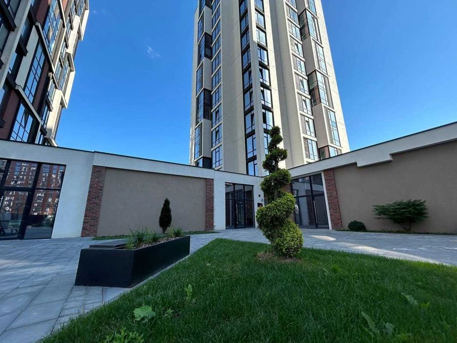 Видова квартира на ОЗЕРО в Манхеттені | Площа 97,5 м2