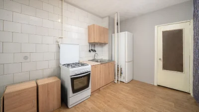 3 кімнатна 64.8 кв.м, з косметичним ремонтом Самоквасова, Те