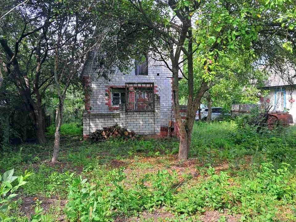 Ділянка. Чернігів, Миру просп.