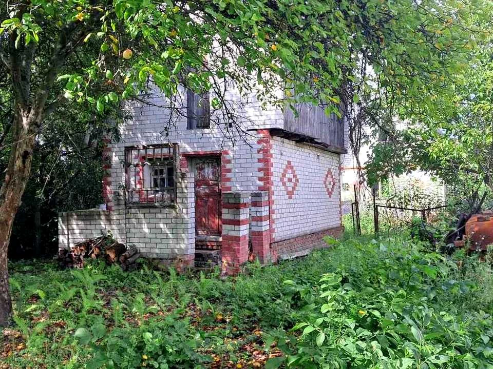 Ділянка. Чернігів, Миру просп.